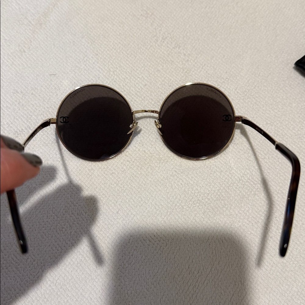 CHANEL Gold Round Sunglasses with Black Lenses - Picture 4 of 5
